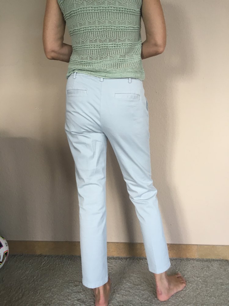 United Colors of Benetton Chinos Sommerhose Gr.36 Pastell mint Farben, lässig lockerer Schnitt, wie neu