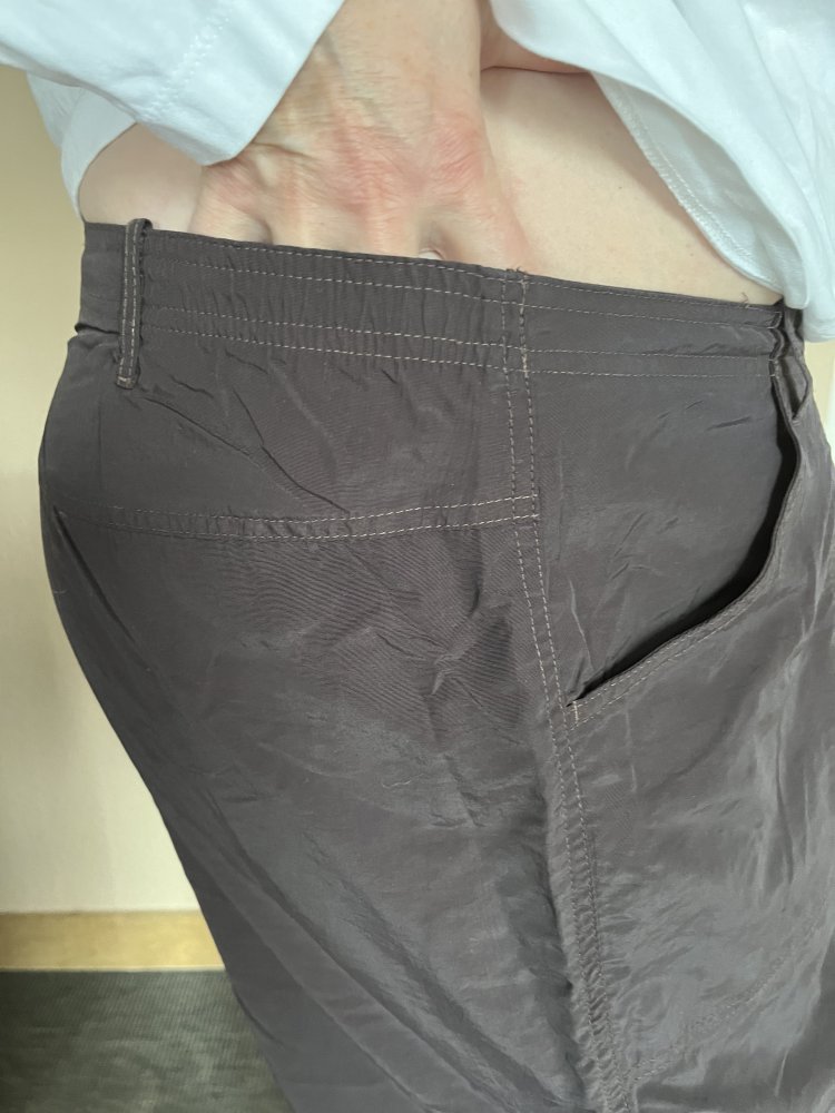Canda wasserabweisende Nylon Sommer Bermudas Capri Hose Gr.48.
