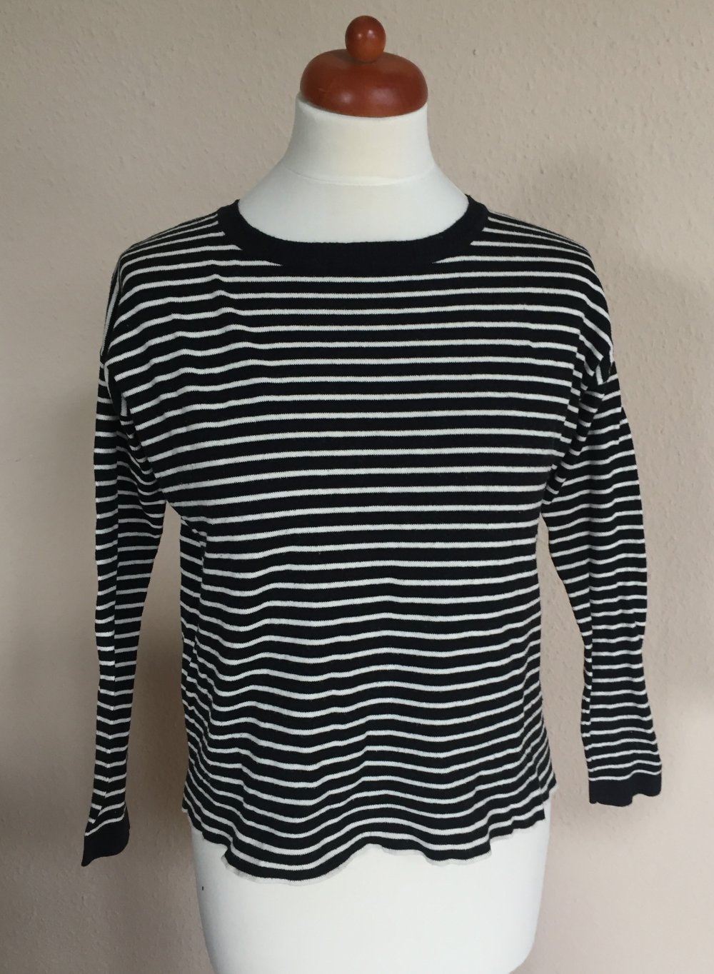 2 Stradivarius Feinstrick Ringel Pullover Gr.S grau / schwarz - weiß