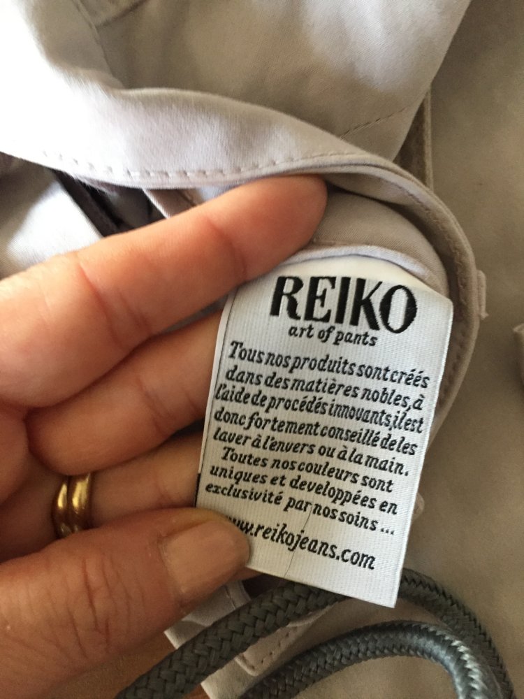 Reiko Button Up Low Waist Stretch Hose Gr.S / 27 Sakari Color bequeme Passform
