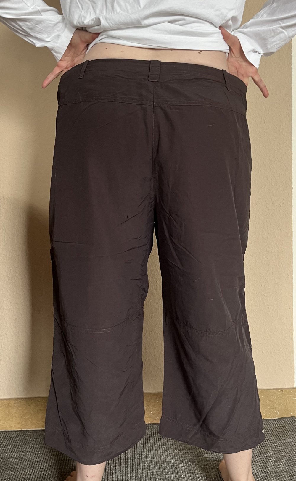 Canda wasserabweisende Nylon Sommer Bermudas Capri Hose Gr.48.