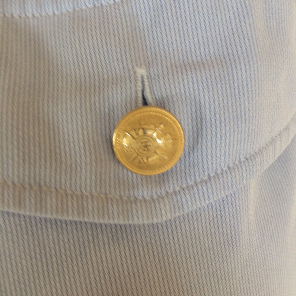 Charles Robertson Bluse Gr.44 hellblau / weiß dezent gestreift mit Goldknöpfen