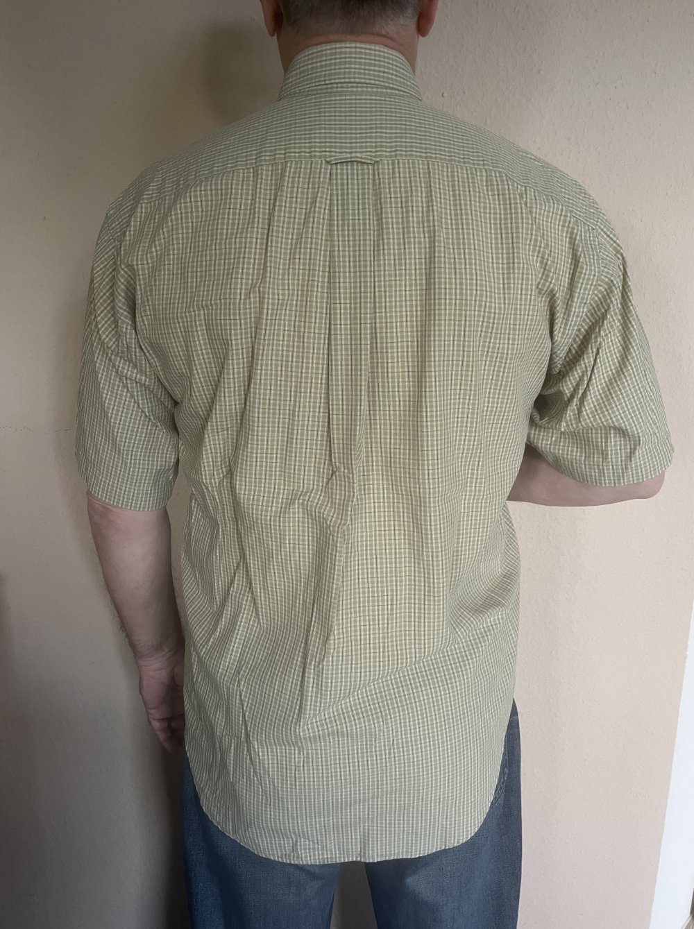 Springfield kurzarm Hemd Gr.M hellgrün dezent klein kariert, mit einer Brusttasche