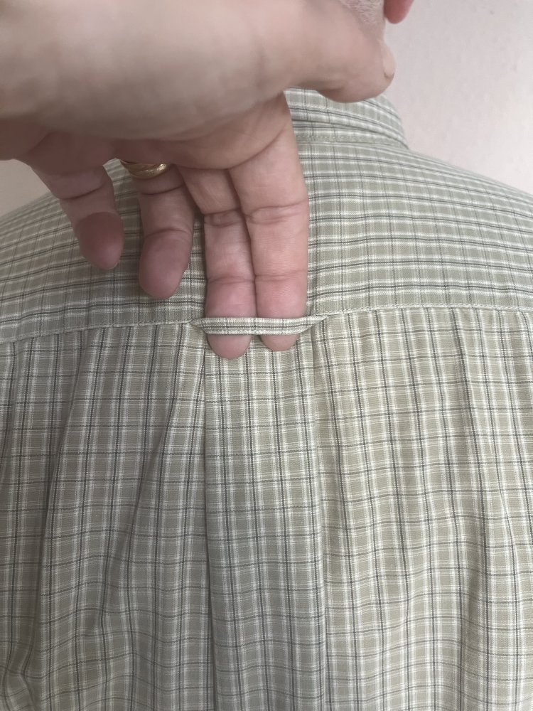 Springfield kurzarm Hemd Gr.M hellgrün dezent klein kariert, mit einer Brusttasche