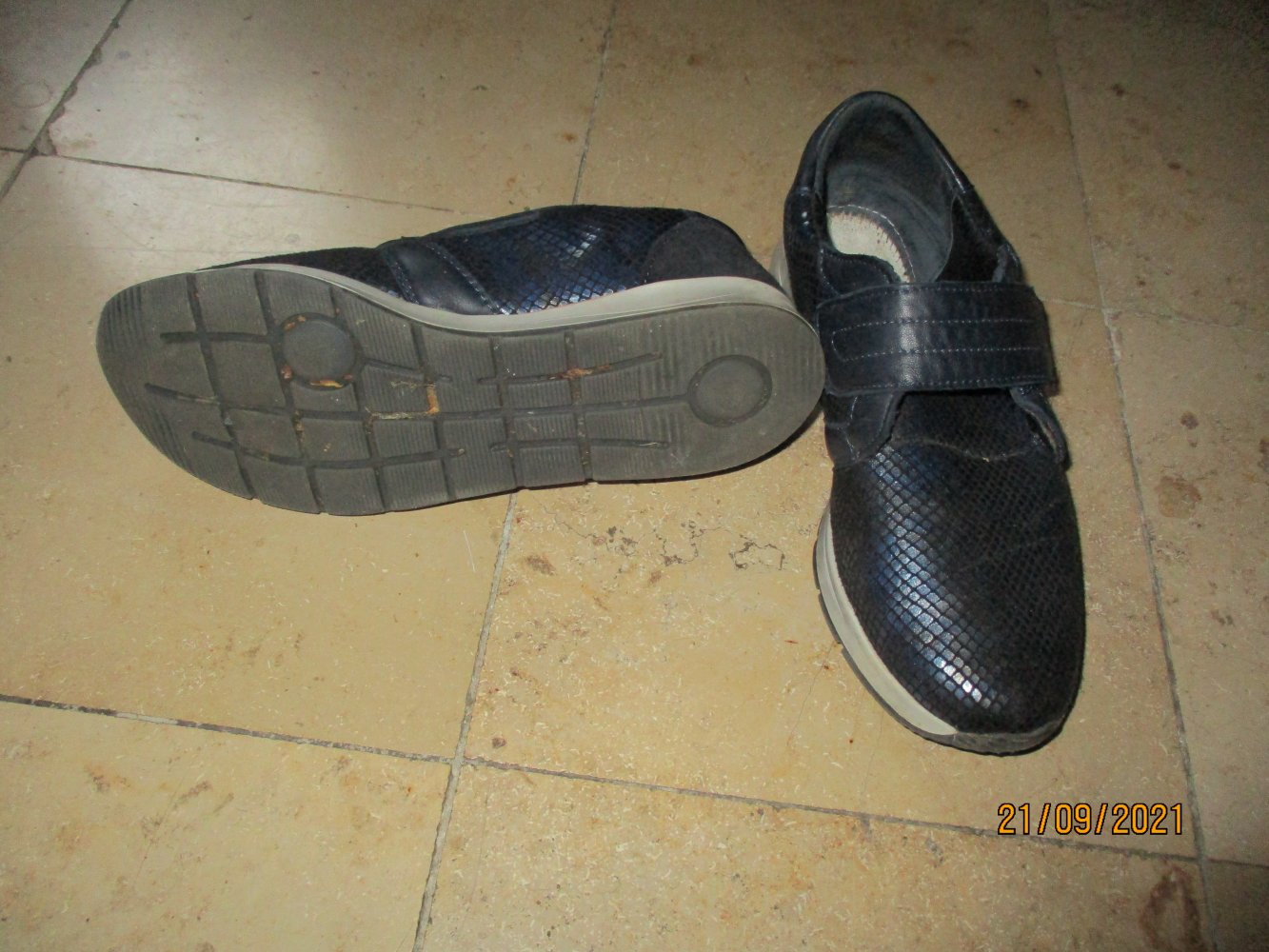 Halbschuh, schwarz, Größe 38