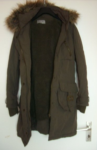 Zara Winterjacke Wintermantel Parker gefüttert langärmlig warm 34/ XS