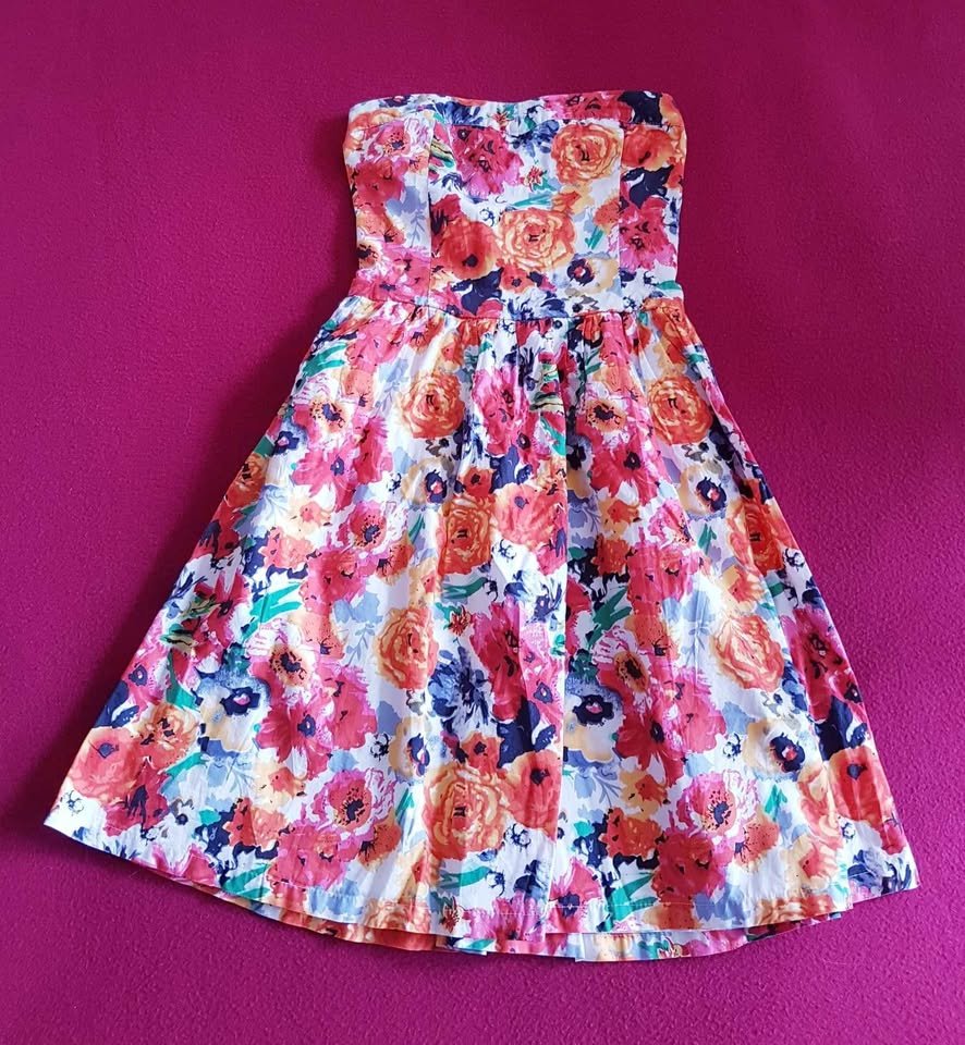 Wunderschönes Bandeau Kleid gr 32/34
