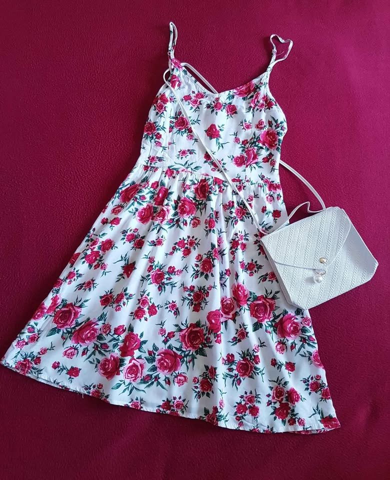Wunderschönes Sommerkleid h&m gr 36 mit Täschchen