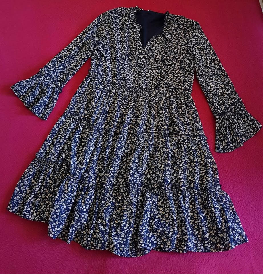 Wunderschönes Tunika Kleid Gr.36 wie neu Pigalle (Only)