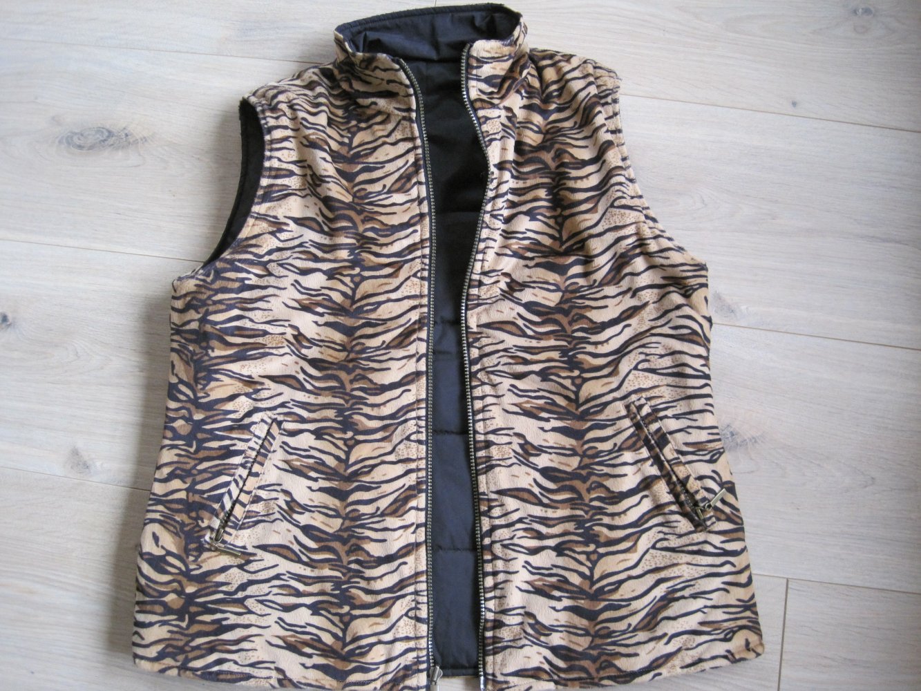 Da.-Wende-Steppjacke Gr.L schwz. - neuw.-