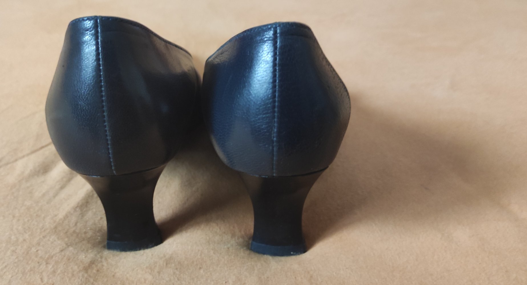Edle Damenschuhe Pumps Hackenschuhe Schwarz Leder Karolin Gr. 37