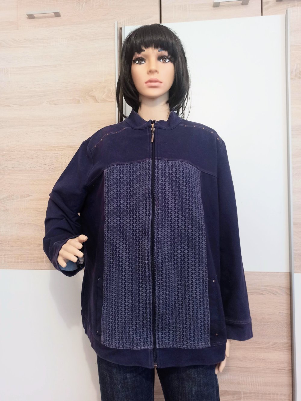 Schöne leichte Jacke in marienblau von Moni