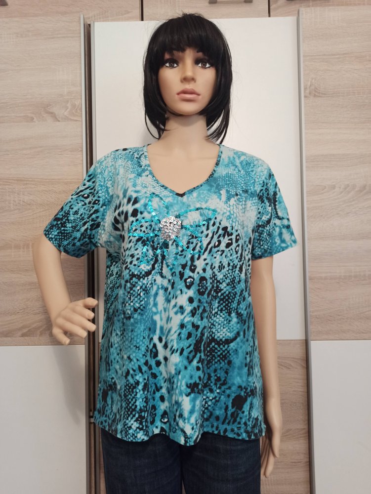 Schönes T-Shirt in weiß/schwarz/türkis mit Strasssteinen