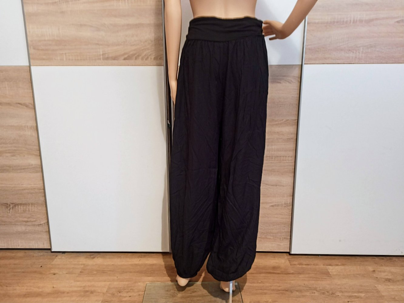 Schöne Hose in schwarz von Gina Benotti