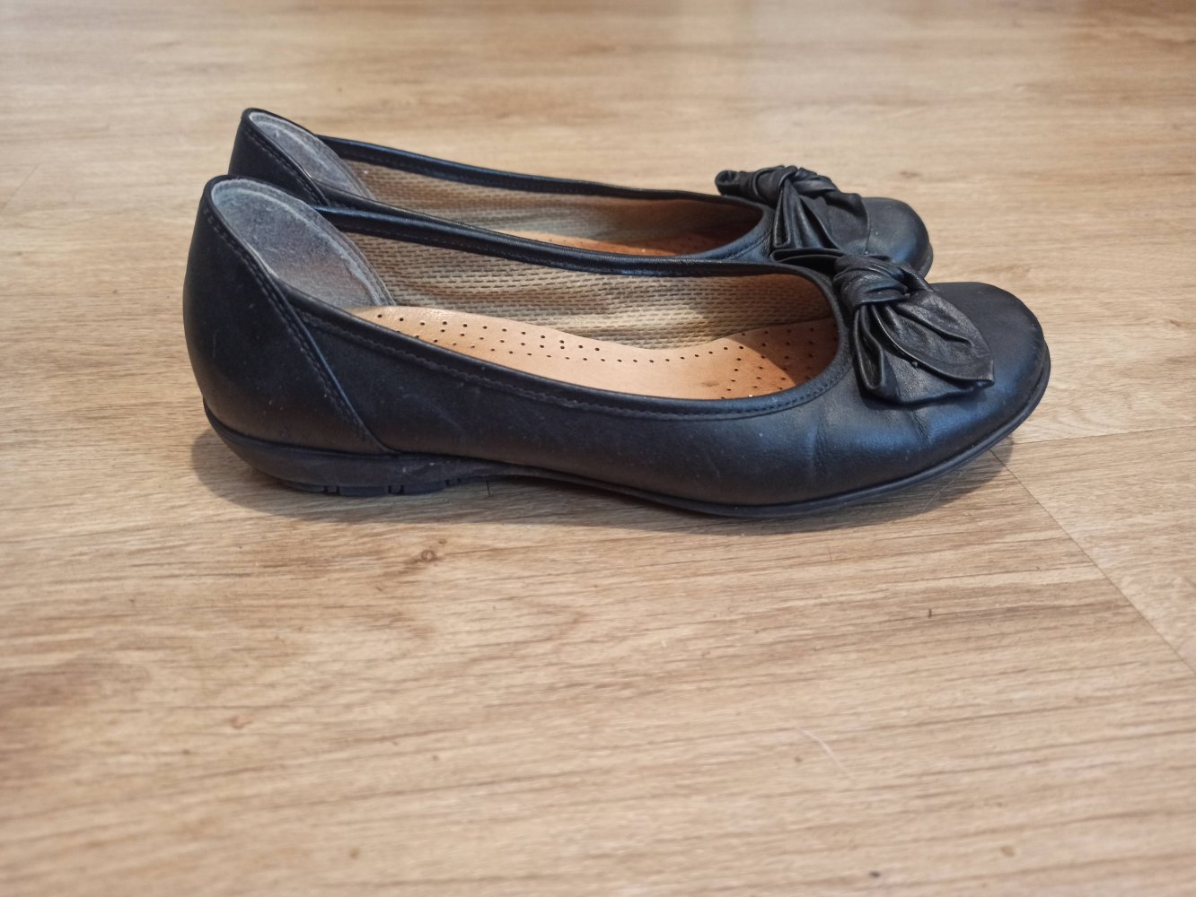Tolle Ballerina in schwarz von Gabor