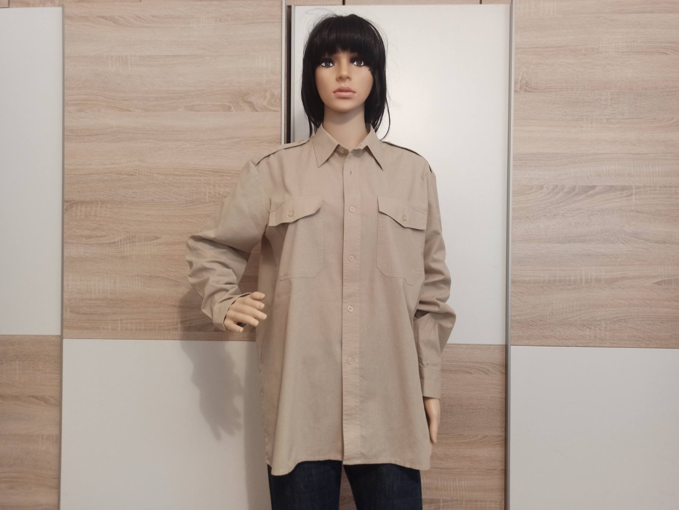 Schöne Bluse in beige