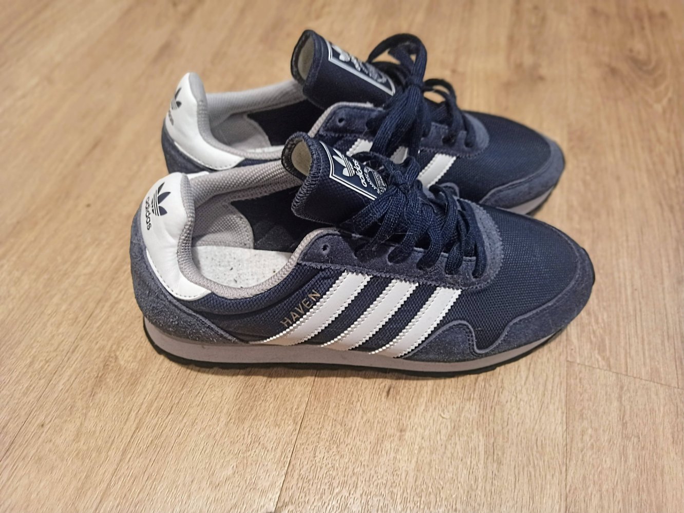 Sehr schöne Sneakers von Adidas