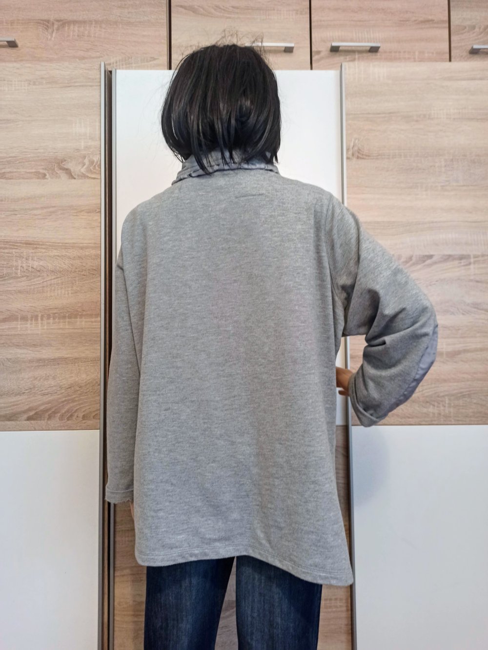Schöne leichte Jacke in grau von Canda
