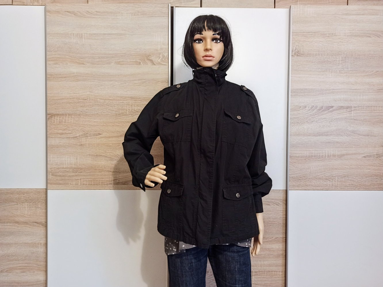 Schöne Jacke in schwarz von Gina Benotti