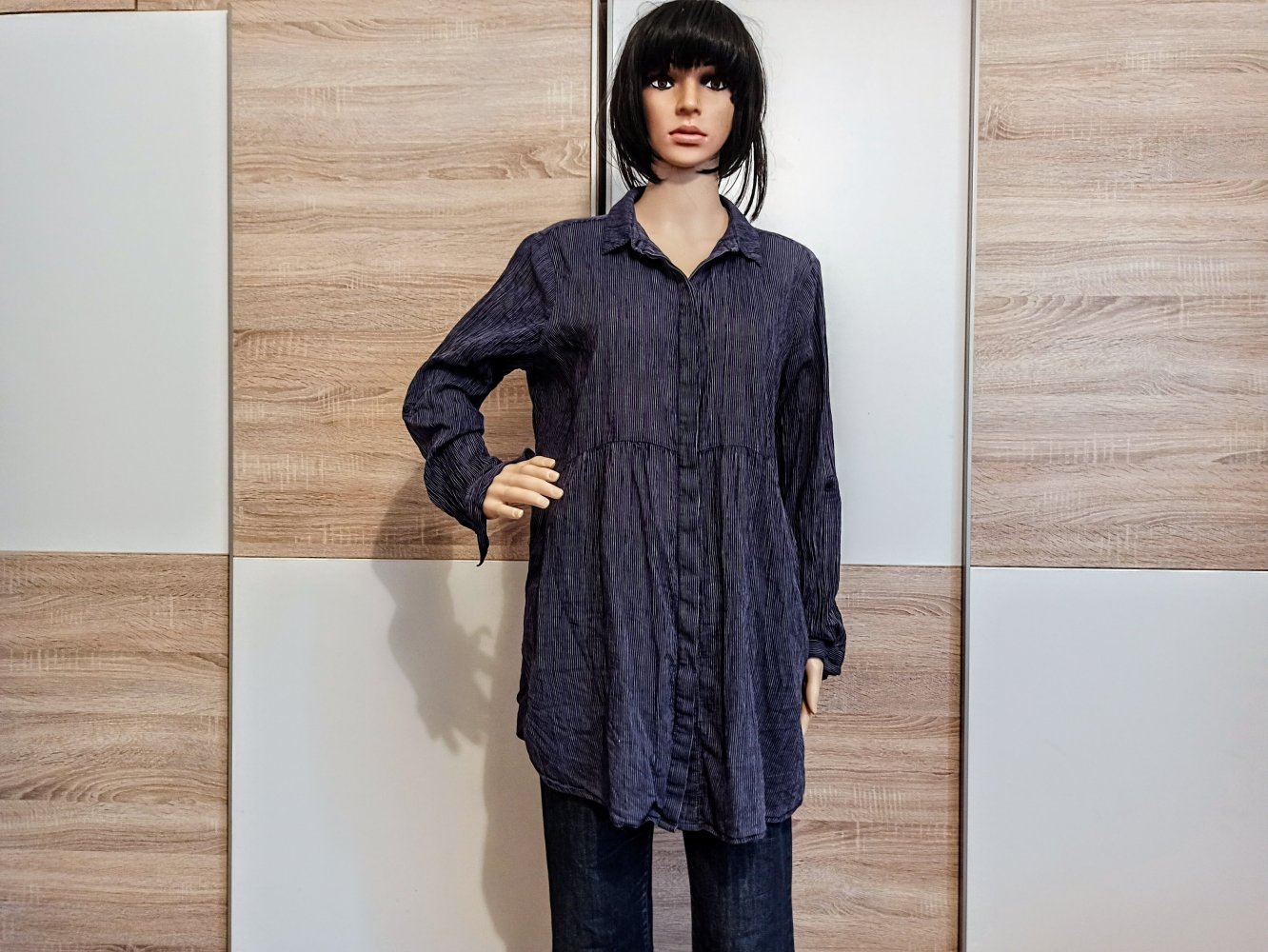 Schöne Bluse in Marienblau von Essentials