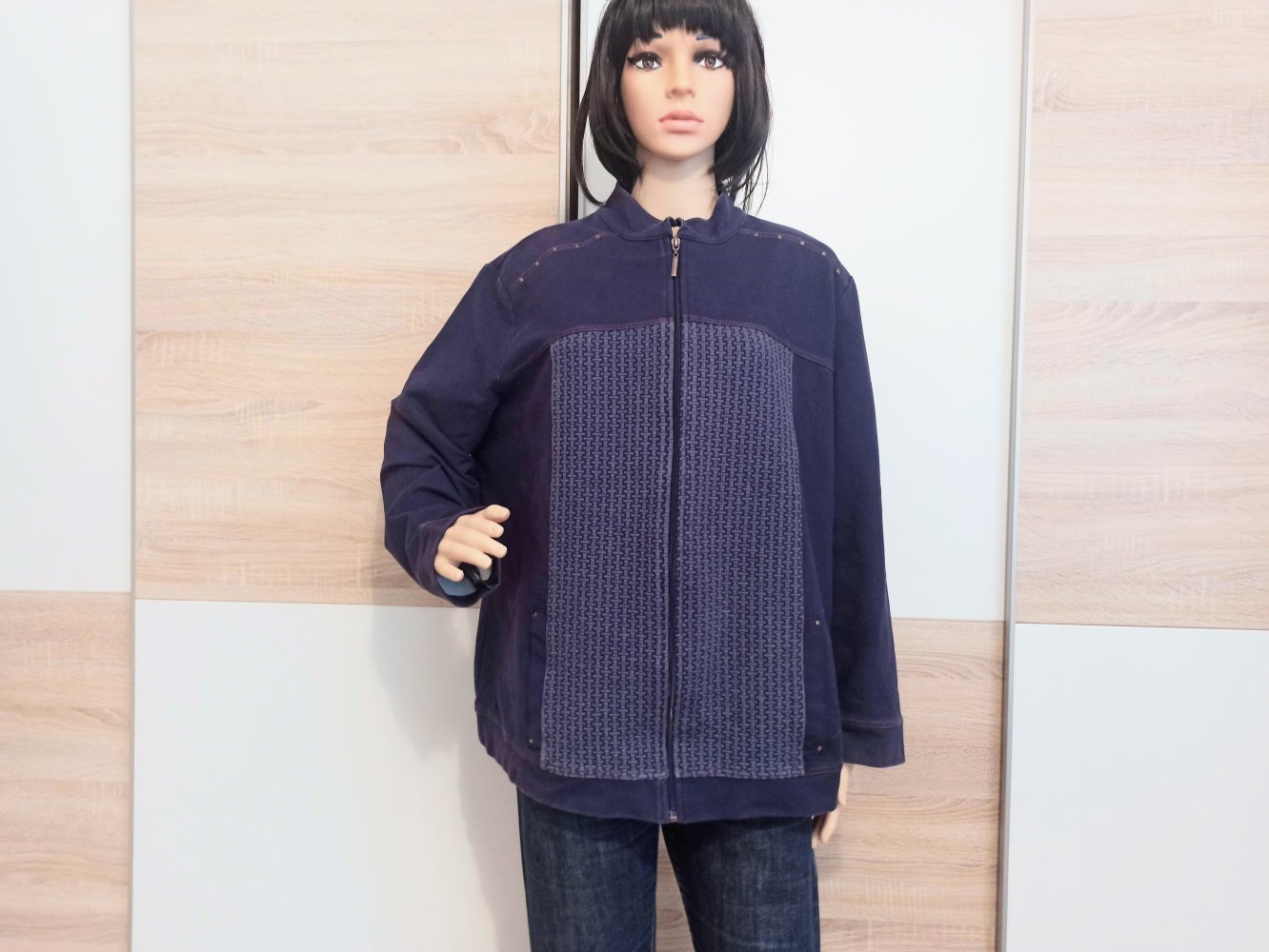 Schöne leichte Jacke in marienblau von Moni