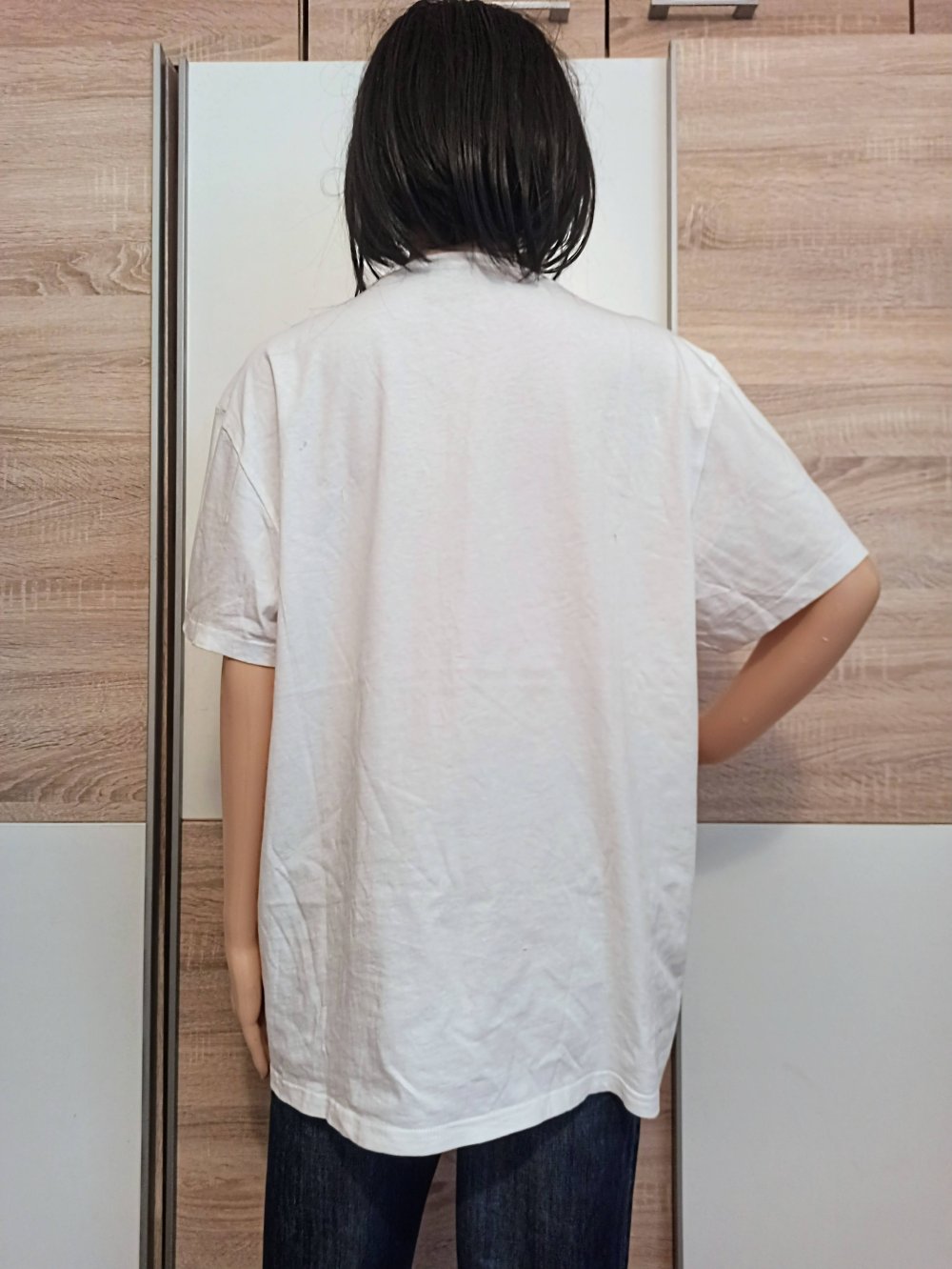 Schönes T-Shirt in weiß von Essentials