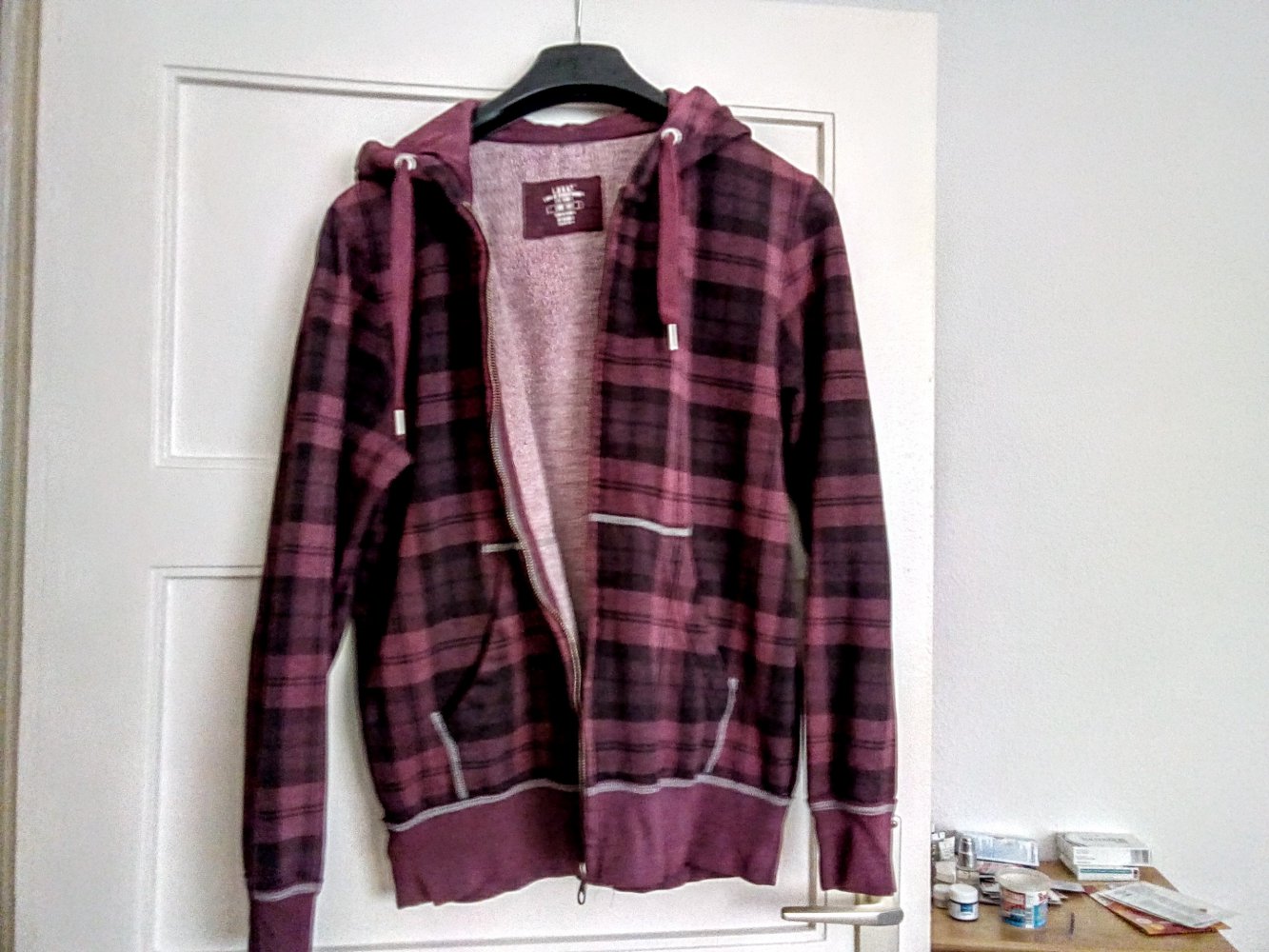 Schöne karierte Jacke von H&M
