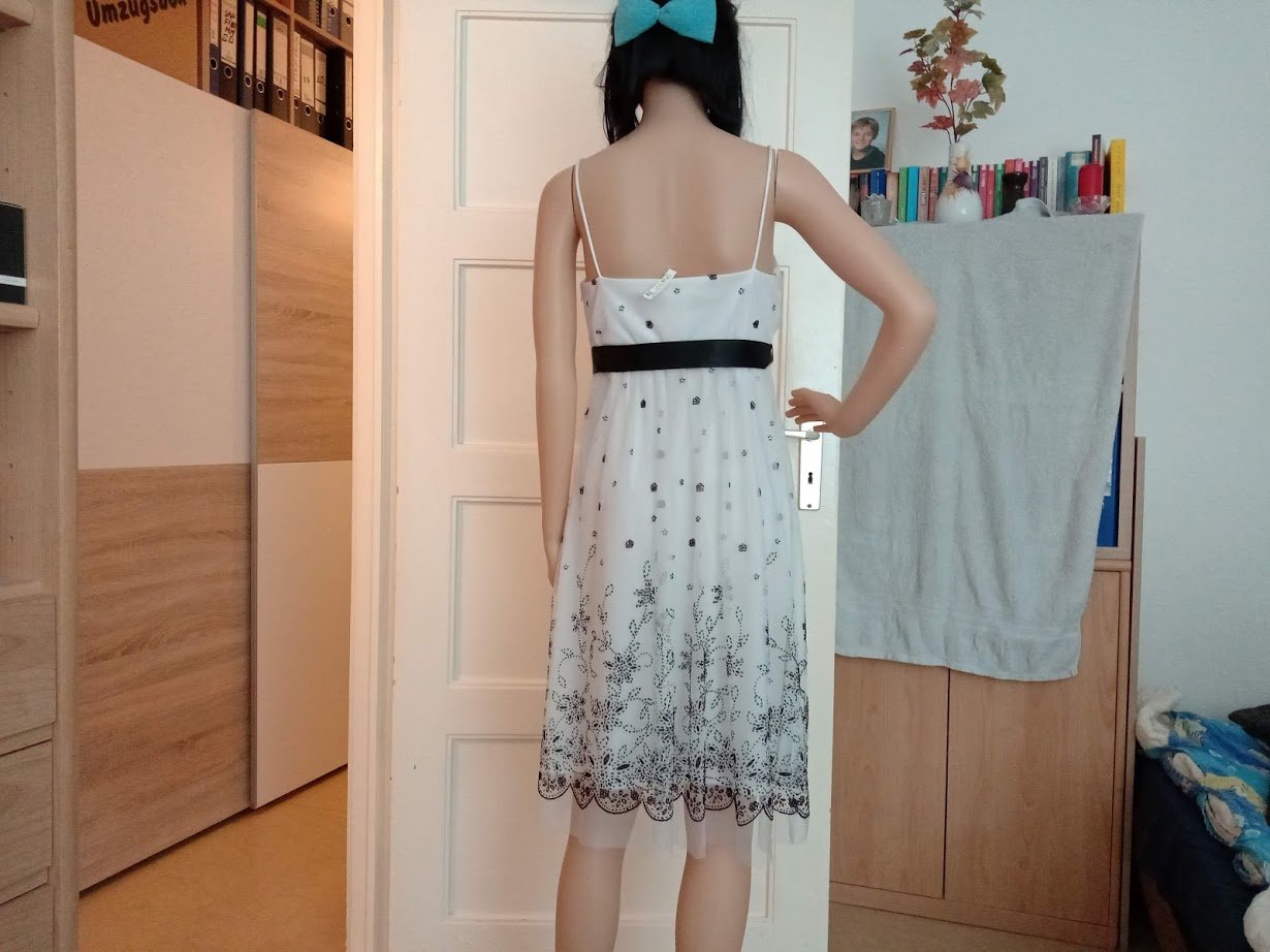 Schönes Cocktail -Kleid von Jake’S