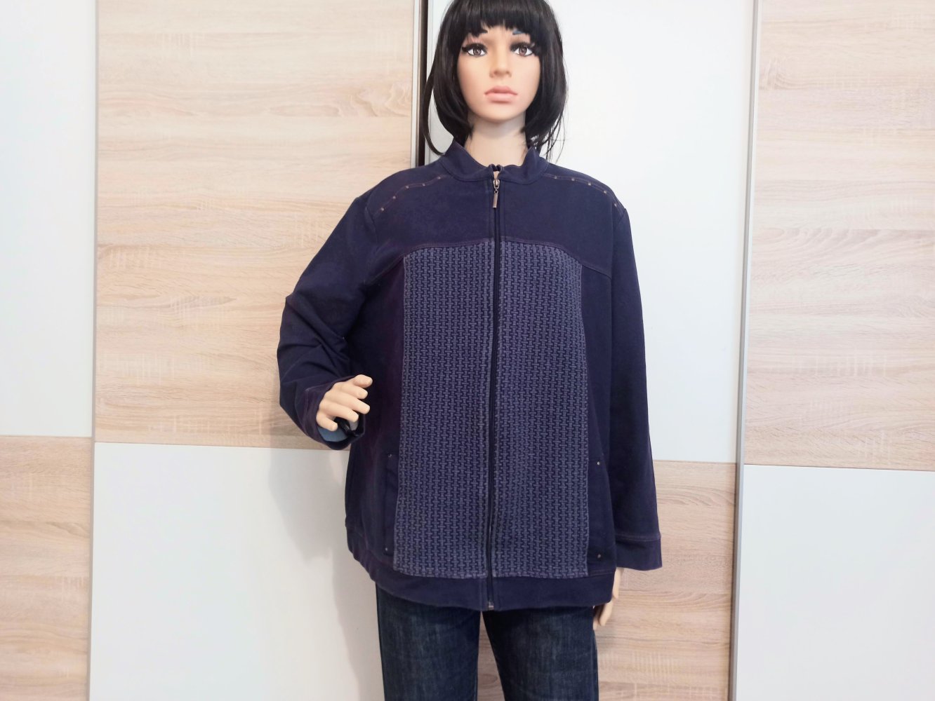 Schöne leichte Jacke in marienblau von Moni