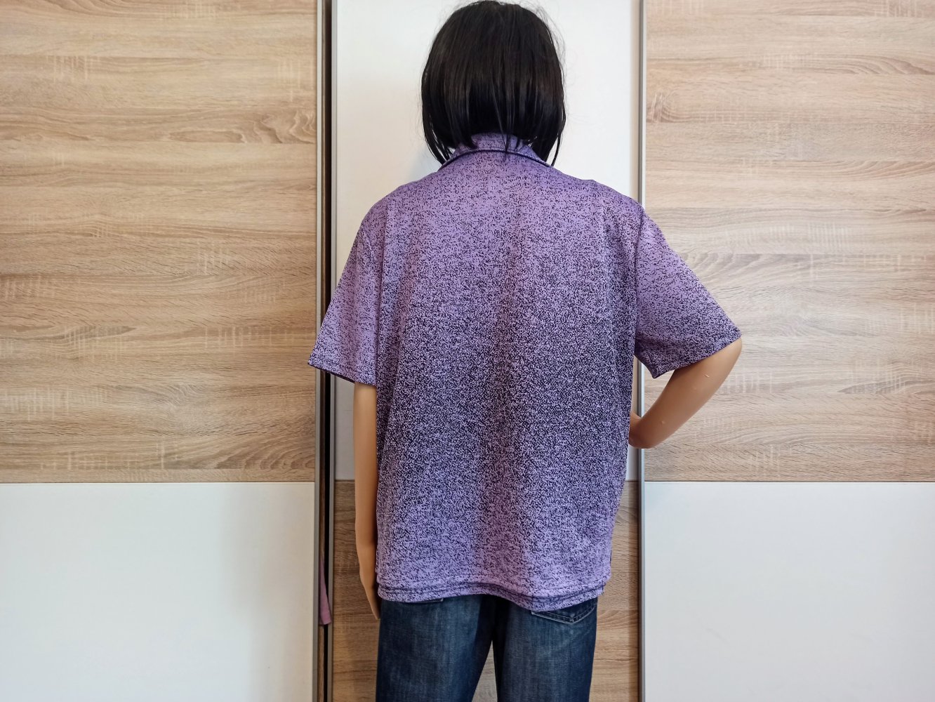 Schöne Bluse in Flieder und schwarz mit Top