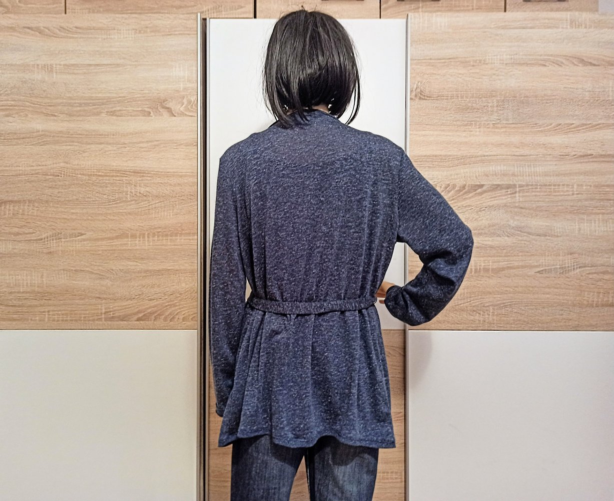 Schöne Jacke in marienblau von Gina Benotti