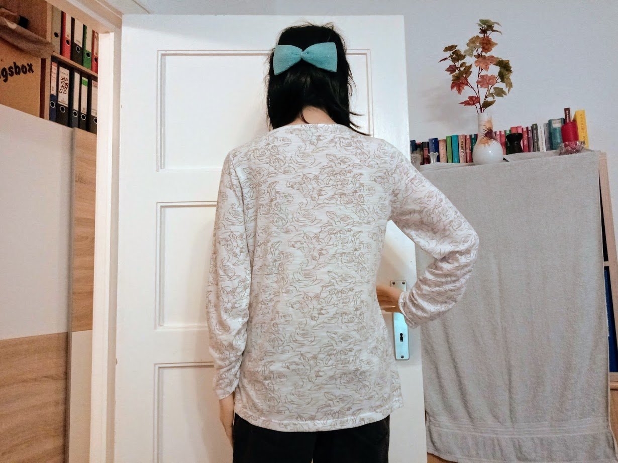 Sehr schöner Langarmshirt von Esmara 