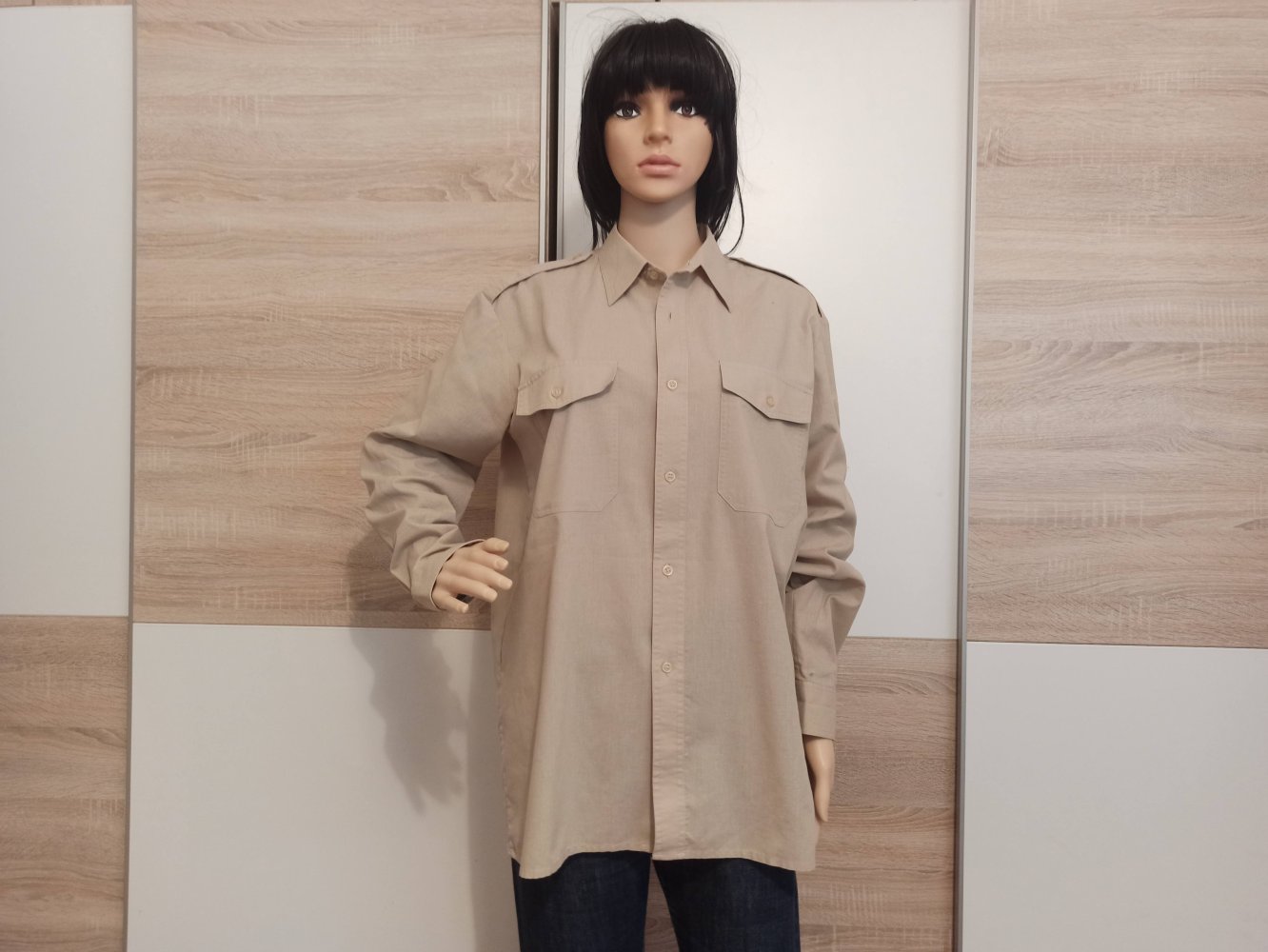 Schöne Bluse in beige