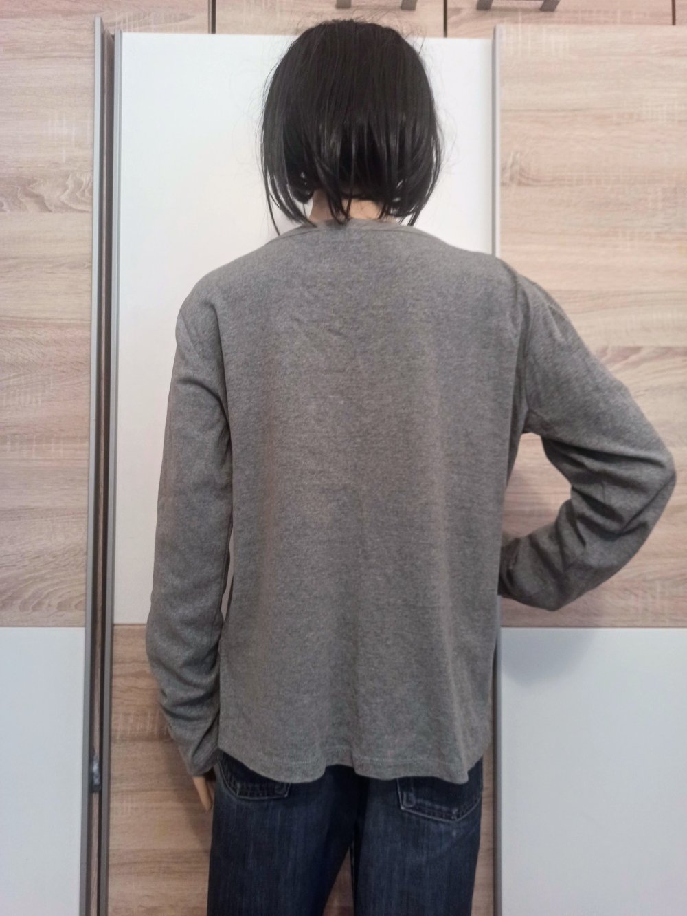 Schönes Langarm-Shirt in grau von Pia Jessen