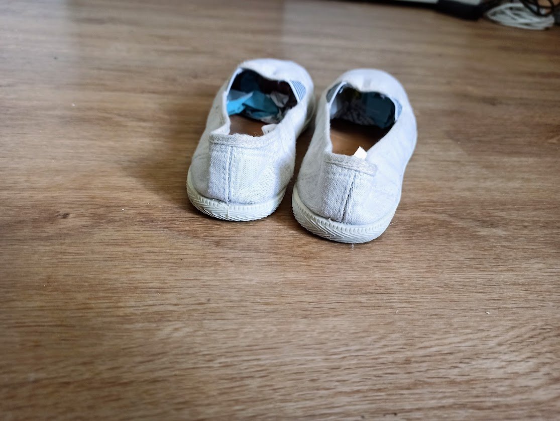    Sehr schöne Sneakers von weiß