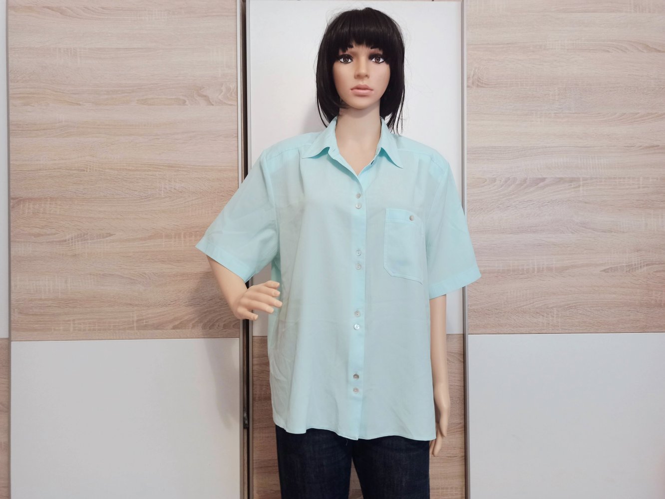Schöne Bluse in hellblau von Surprise