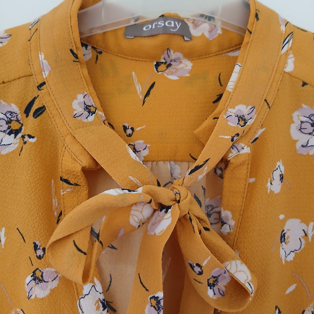 Bluse mit Schluppe