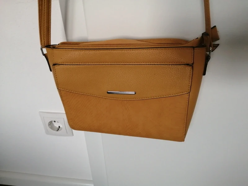 Senffarbene Umhängetasche