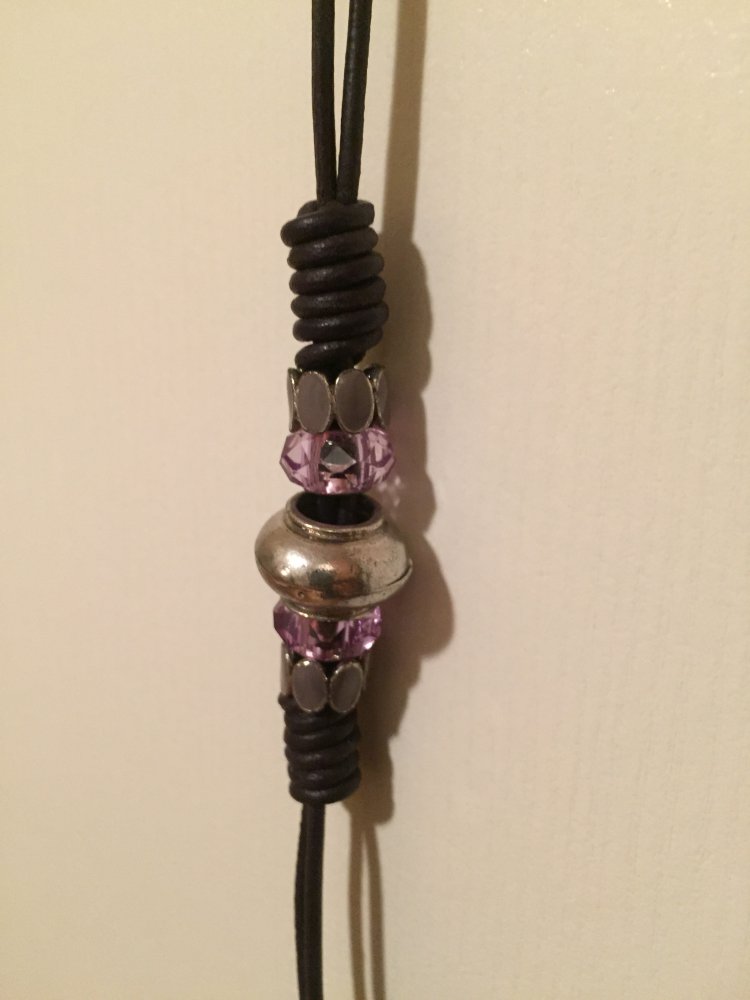 NEU - Halskette aus Leder, Kette, Collier, Modeschmuck, Accessoires