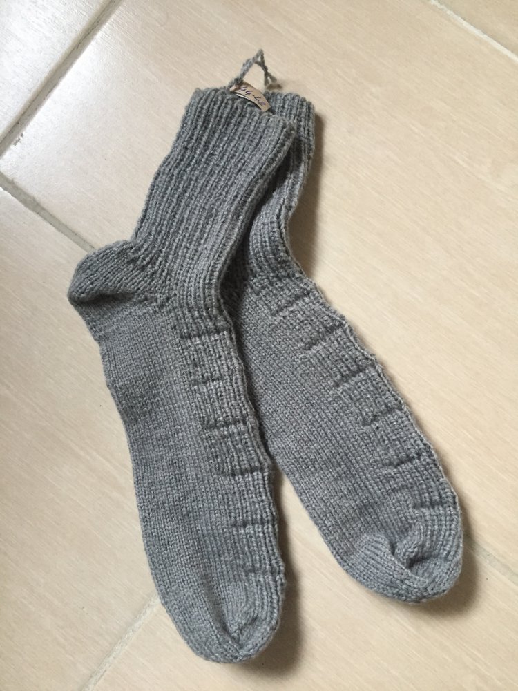 Handgestrickte Socken in der Gr 43-48