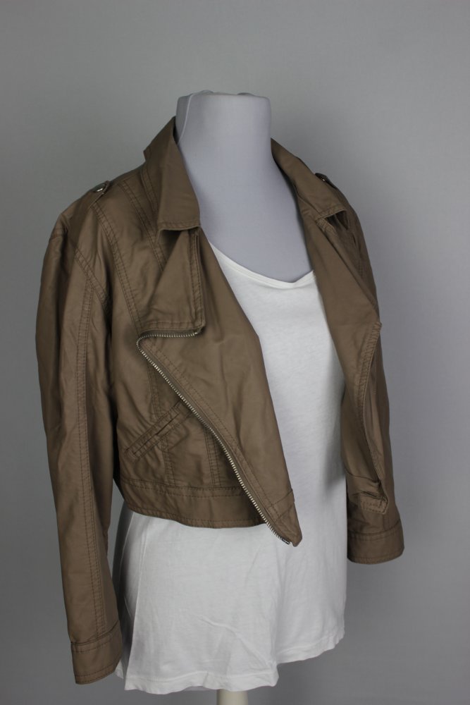 Beige kurze Kunstleder Jacke Gr. L
