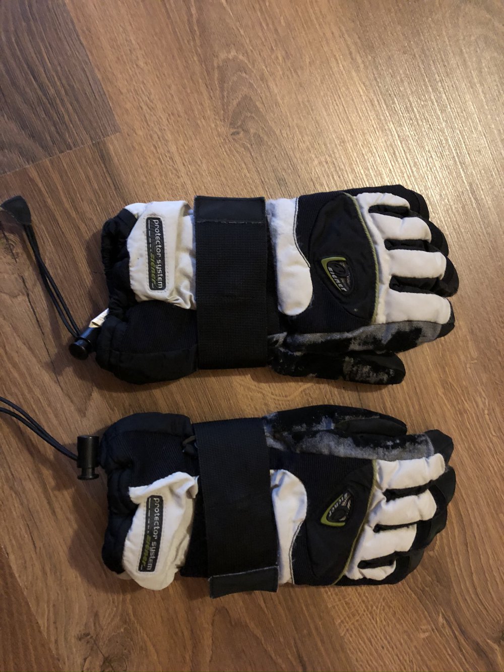 Ziener Handschuhe Grösse S
