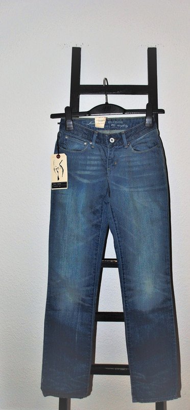 NEU Levi´s Jeans W26 L32 (ca. XS) blau Bold curve Straight Leg Skinny