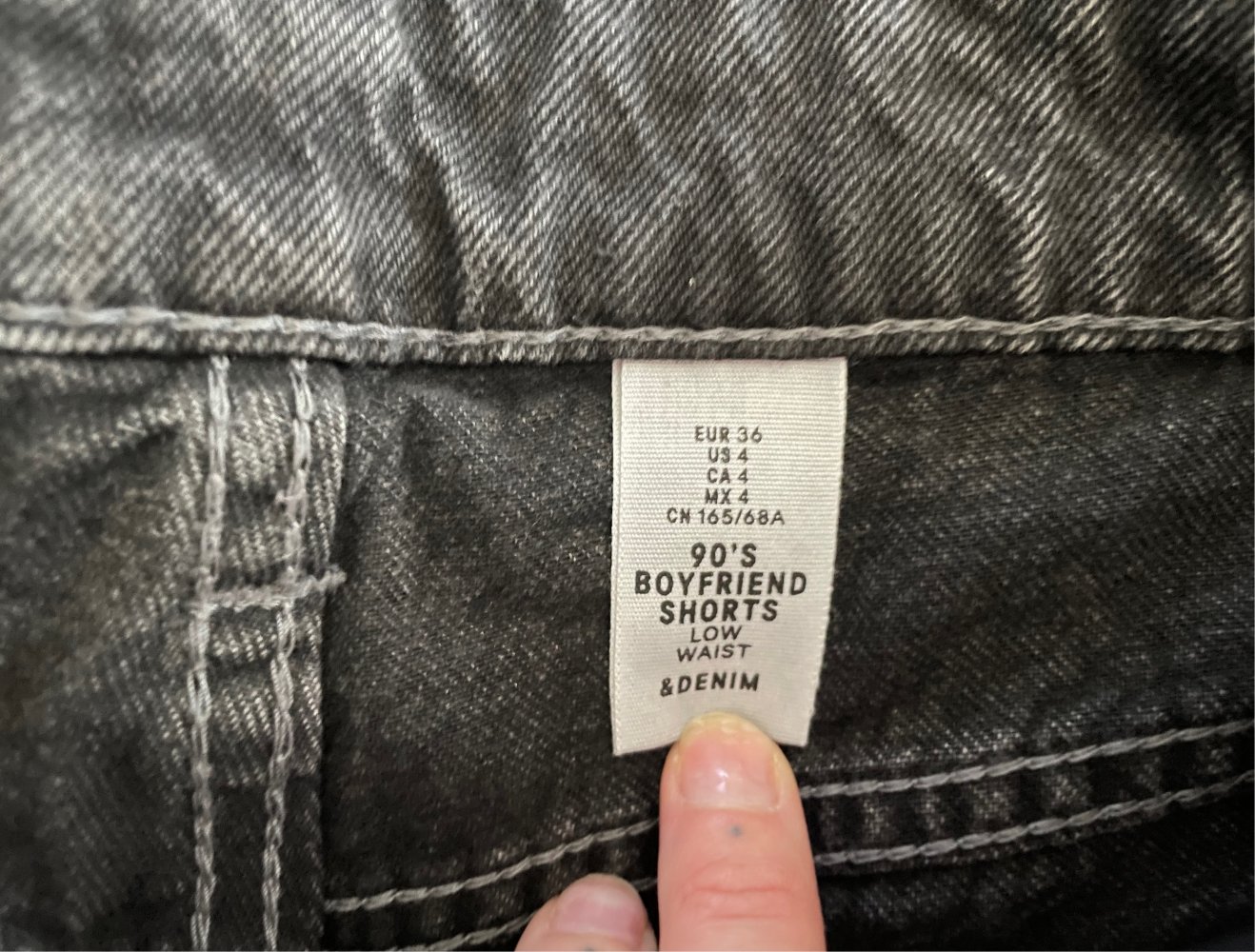 Boyfriend Shorts von H&M