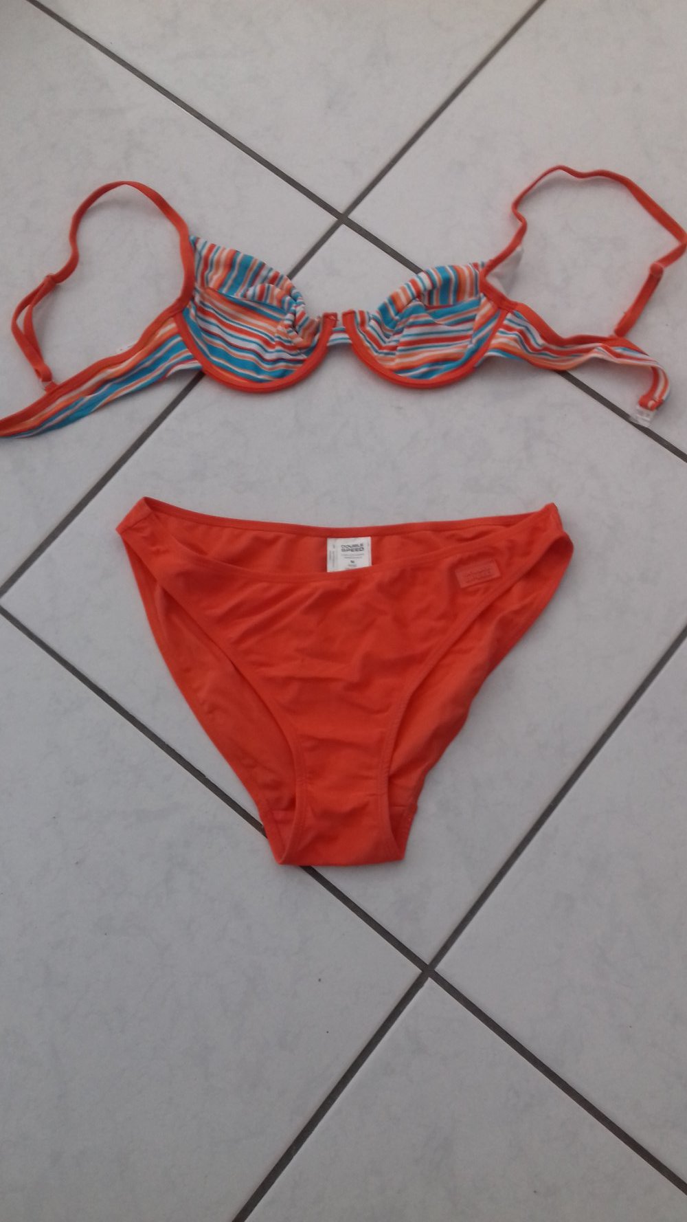 Bikini von double speed Gr. M (40/42 bzw. 70B) € 5,--