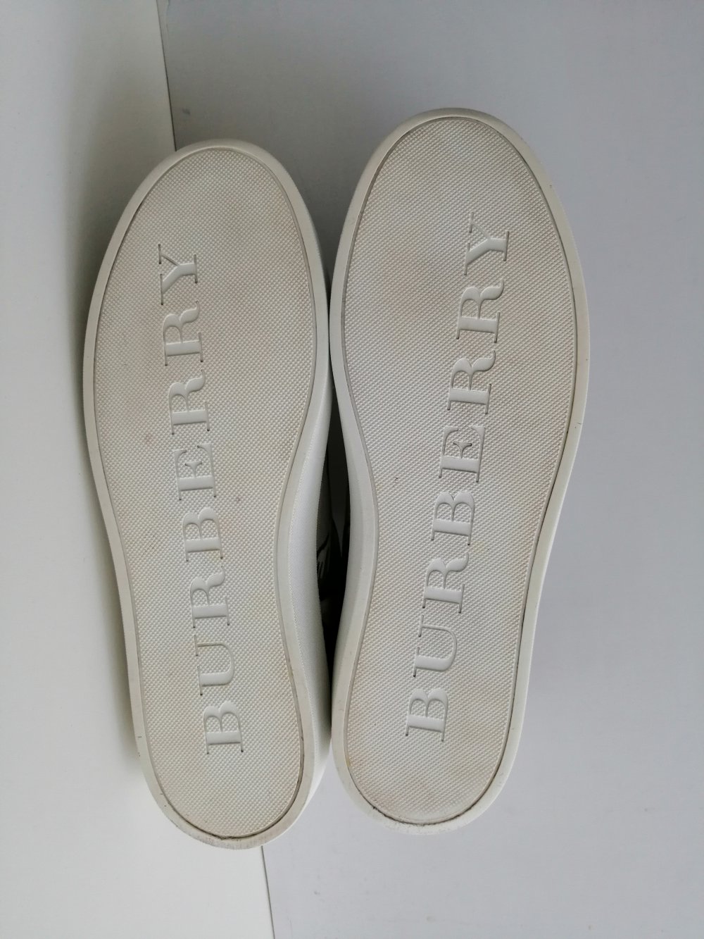 Burberry sneakers 38