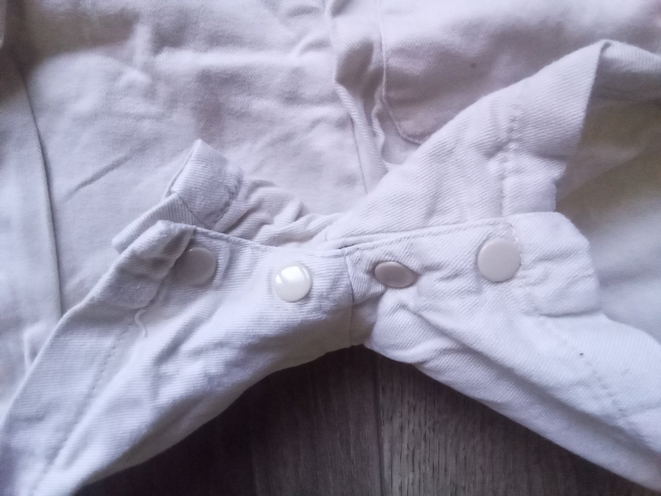 kurze Latzhose beige 9 Monate uni unisex 100% Baumwolle