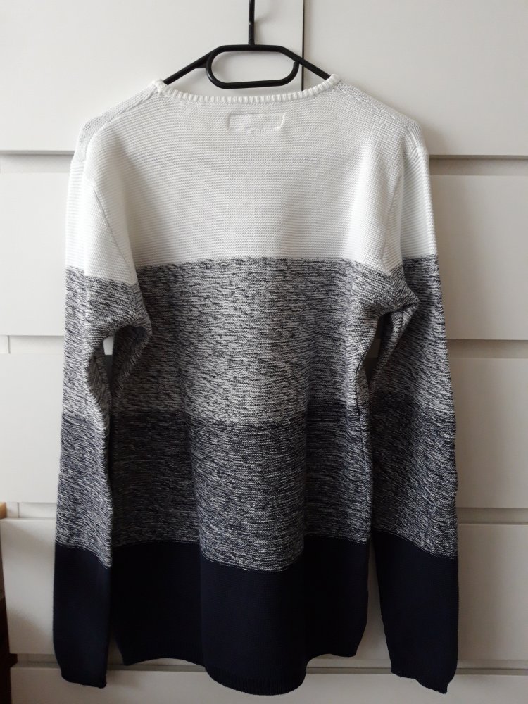 Strickpulli von !Solid