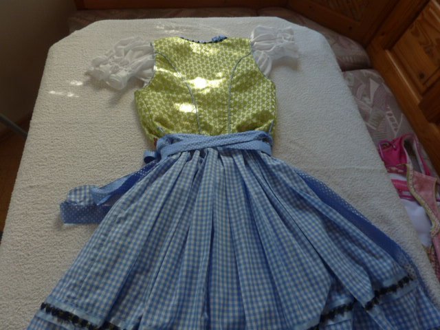 Dirndl Krüger Madl Gr. 30