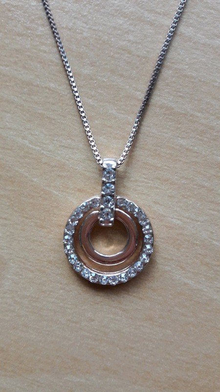 Halskette Roségold mit Glitzeranhänger von SIX